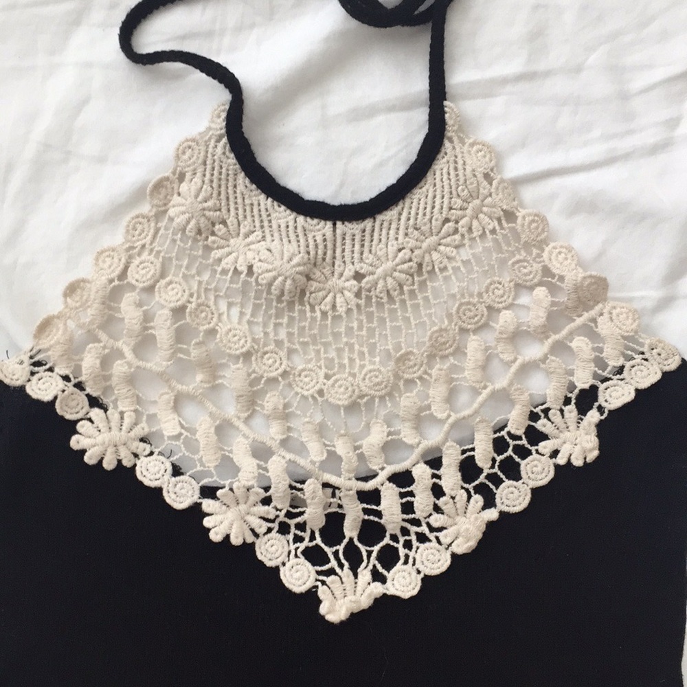 Halter Top - Picture 2 of 3